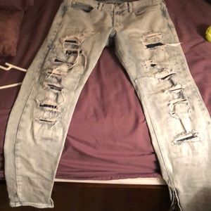 Light blue/white ripped jean pattern